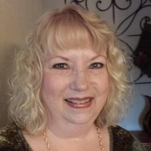 Meet your Posher, Louetta